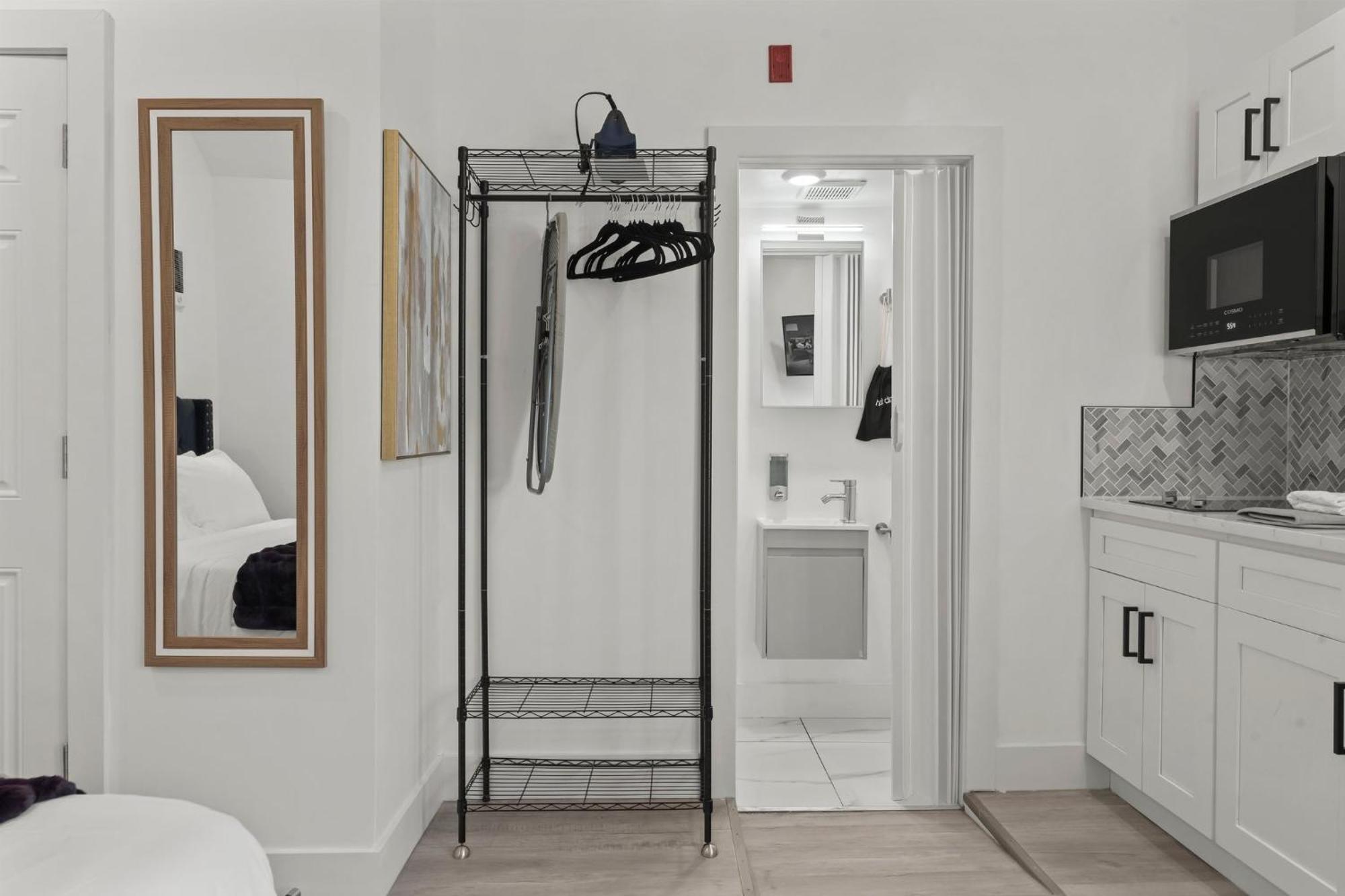 New Season Royals, Airport West Hotel Chester Værelse billede